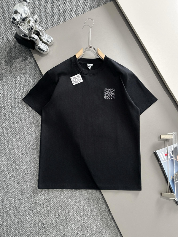 ブランドTシャツ正面デザイン